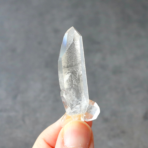 ダブルポイント ヴィジョンクォーツ 水晶 天然石 希少 鉱物 両剣水晶