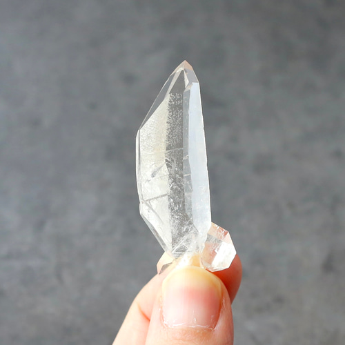 ダブルポイント ヴィジョンクォーツ 水晶 天然石 希少 鉱物 両剣水晶 ダブルポイント ヴィジョンクォーツ 水晶 天然石 希少 鉱物 両剣