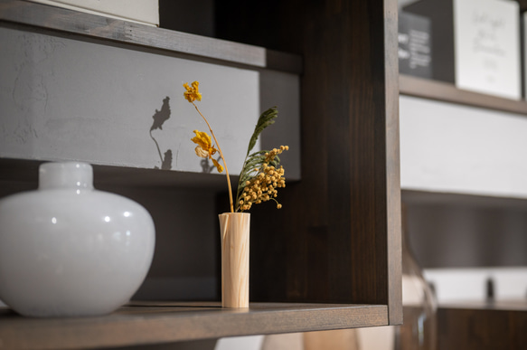 【NEW】紙木と花（しきとはな）Long 丨0.2mmの薄さに削った信州アカマツが織りなす花の器 7枚目の画像