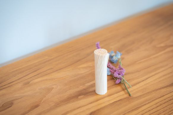 【NEW】紙木と花（しきとはな）Long 丨0.2mmの薄さに削った信州アカマツが織りなす花の器 3枚目の画像