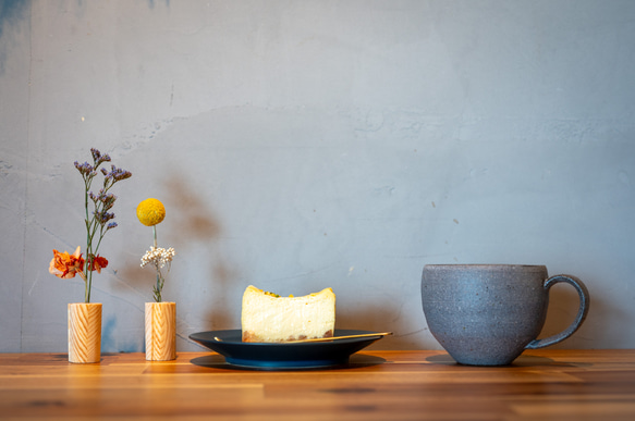 【NEW】紙木と花（しきとはな）Short 丨0.2mmの薄さに削った信州アカマツが織りなす花の器 7枚目の画像