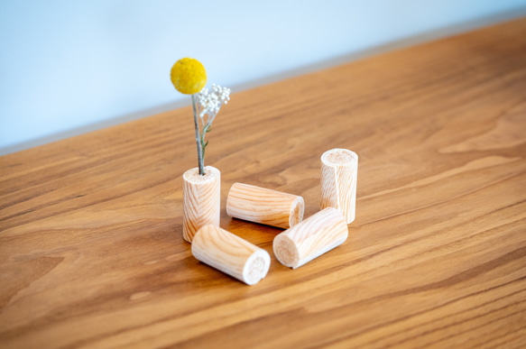 【NEW】紙木と花（しきとはな）Short 丨0.2mmの薄さに削った信州アカマツが織りなす花の器 5枚目の画像