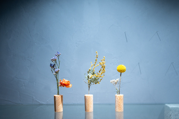 【NEW】紙木と花（しきとはな）Short 丨0.2mmの薄さに削った信州アカマツが織りなす花の器 6枚目の画像