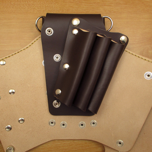 コンチョ付　ダークブラウン　５丁差し　 本革シザーケース　SCA-125/CDB 手縫い 本革 5丁差し シザーケース (ダークブラウン) SCA-125