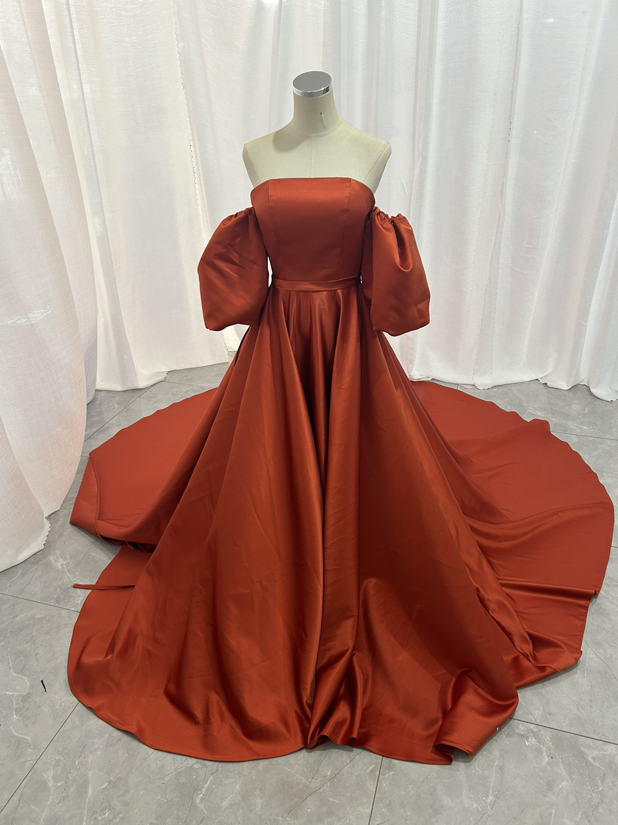 高品質！テラコッタ カラードレス 編み上げ 華やかなトレーン プリンセス /結婚式披露