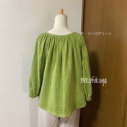 あんしんダブルガーゼのギャザー プルオーバーブラウス☆受注製作です☆ 3枚目の画像