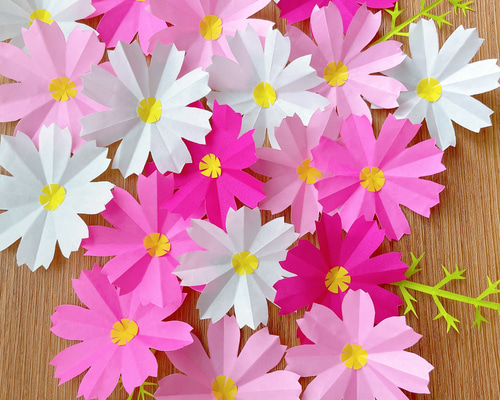 コスモスと葉のパーツセット　ビタミンカラー　秋壁面飾り　現品です。 コスモスと葉のパーツセット ビタミンカラー 秋壁面飾り 現品