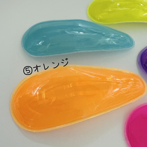 B52）2個同色 蛍光パッチンピン ビニールパッチンピンBIG パーツを貼る