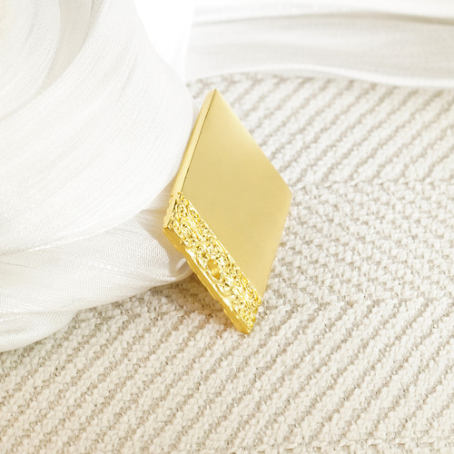 無地プレートチャーム P112H25626-W （4週間発送）