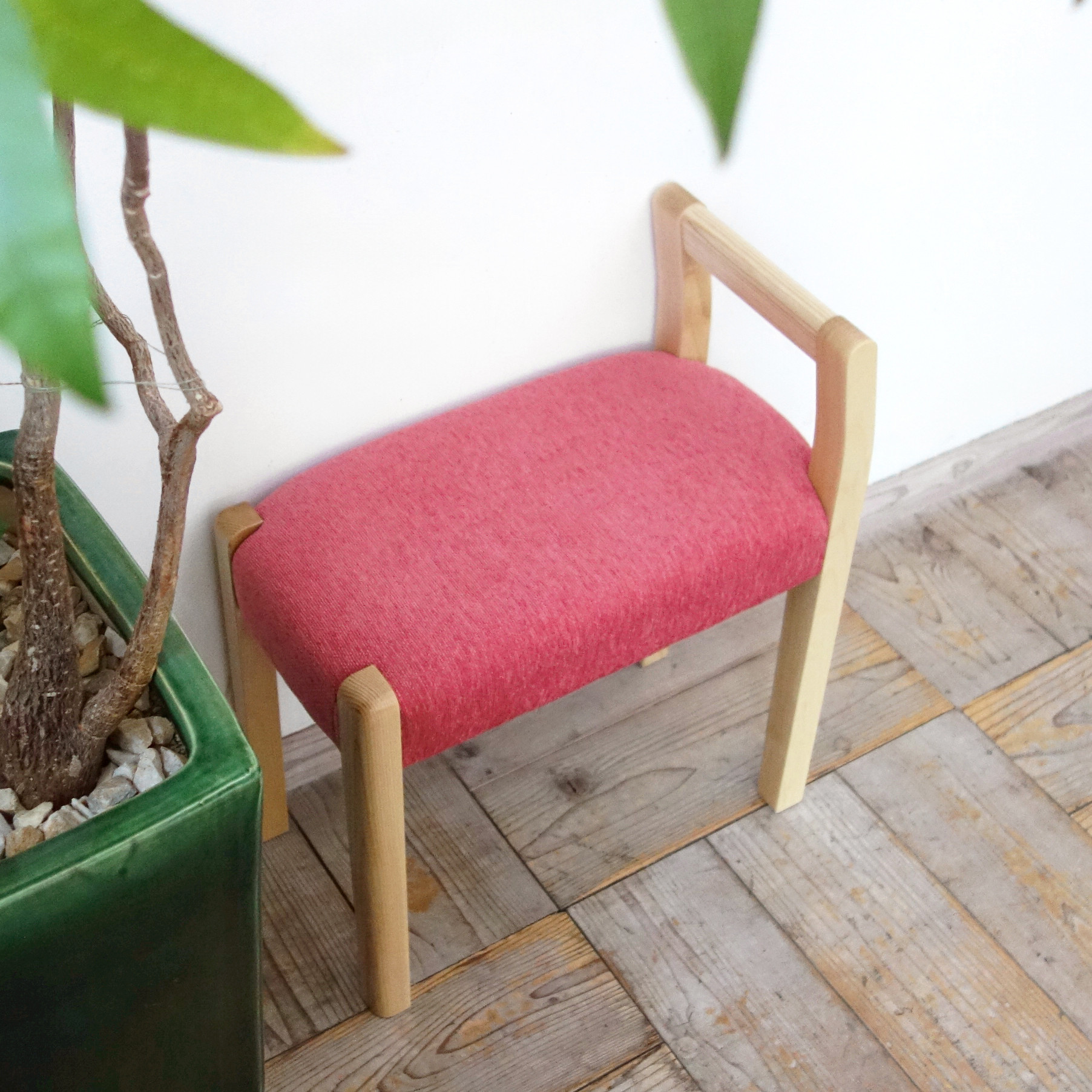 玄関スツール サイドアーム W450 (NA×ANピンク）