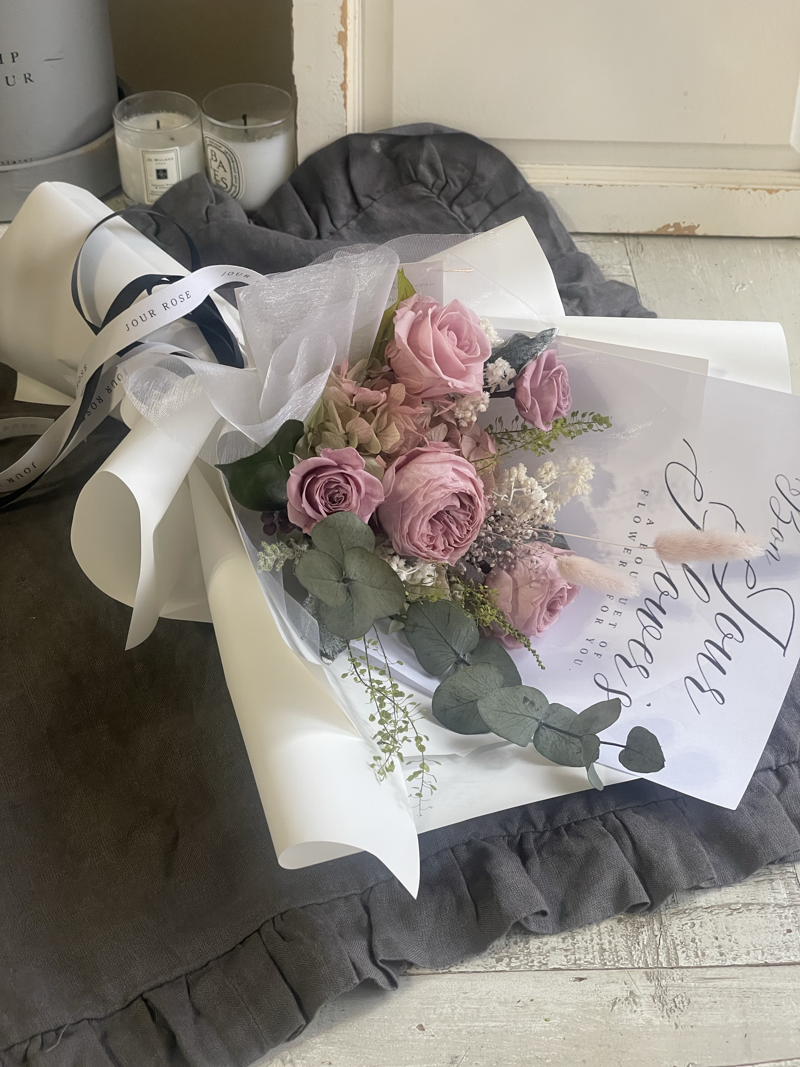 JOUR ROSE FLOWER'S 花束　プリザーブドフラワー　韓国風ラッピング　記念日　サプライズ　プレゼント