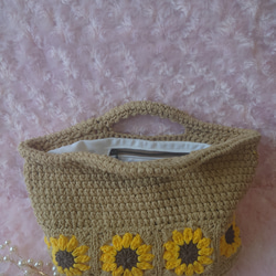 ひまわりモチーフベージュバック 4枚目の画像