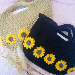 ひまわりモチーフベージュバック 2枚目の画像