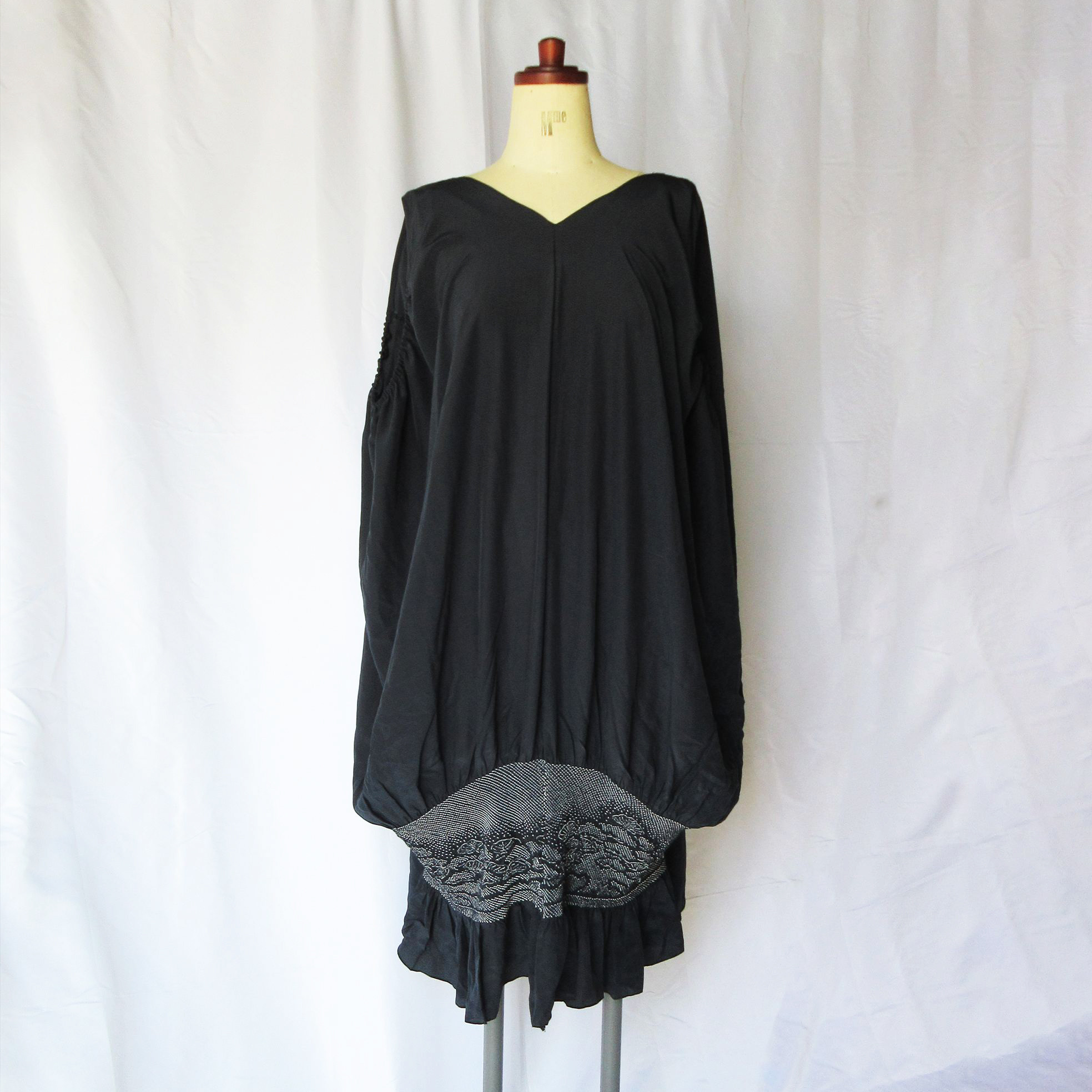 へこ帯（兵児帯）のドレスワンピース　シルク100％　濃紺　短め丈