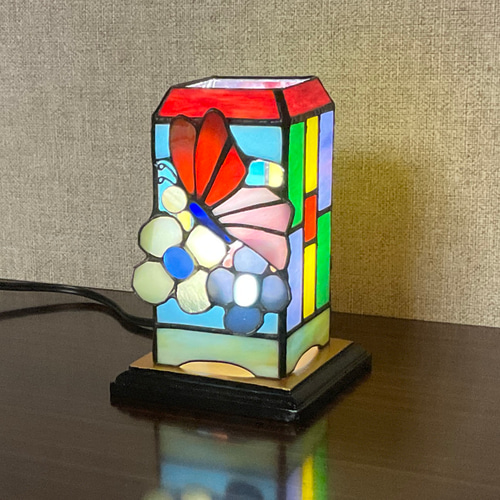 お仏壇を優しく照らす蝶の灯籠 6 ステンドグラス スタンドライト