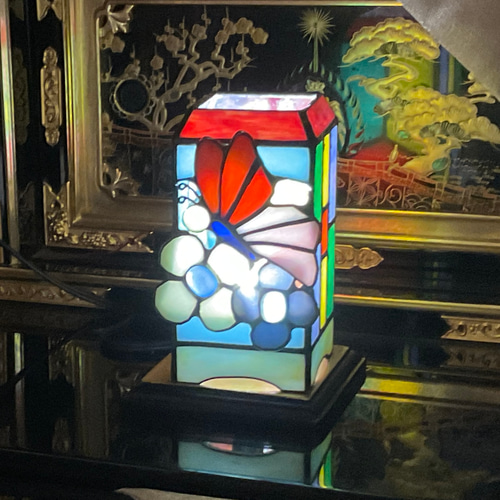 お仏壇を優しく照らす蝶の灯籠 6 ステンドグラス スタンドライト