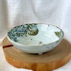 チコロット❤️三つ足浅鉢❤️すべて手描き❤️染付け❤️一品盛り❤️中鉢❤️フリーボウル❤️bowl❤️かぐや姫 1枚目の画像