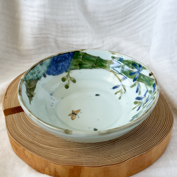 チコロット❤️三つ足浅鉢❤️すべて手描き❤️染付け❤️一品盛り❤️中鉢❤️フリーボウル❤️bowl❤️かぐや姫 4枚目の画像