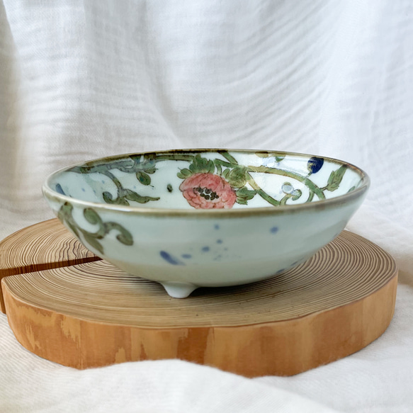 チコロット❤️三つ足浅鉢❤️すべて手描き❤️染付け❤️一品盛り❤️中鉢❤️フリーボウル❤️bowl❤️笠地蔵 10枚目の画像