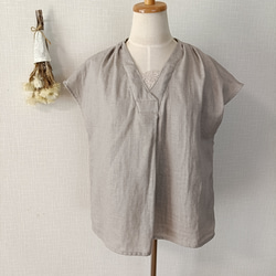 フロントタックブラウス　柔らかダブルガーゼ　グレージュ   日本製 4枚目の画像