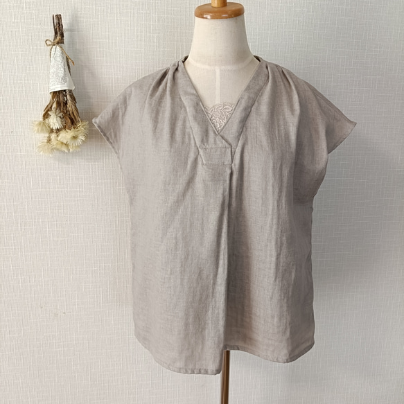 フロントタックブラウス　柔らかダブルガーゼ　グレージュ   日本製 4枚目の画像
