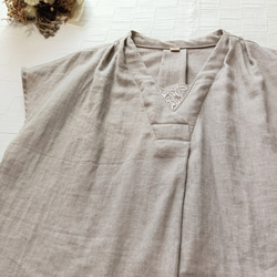 フロントタックブラウス　柔らかダブルガーゼ　グレージュ   日本製 2枚目の画像