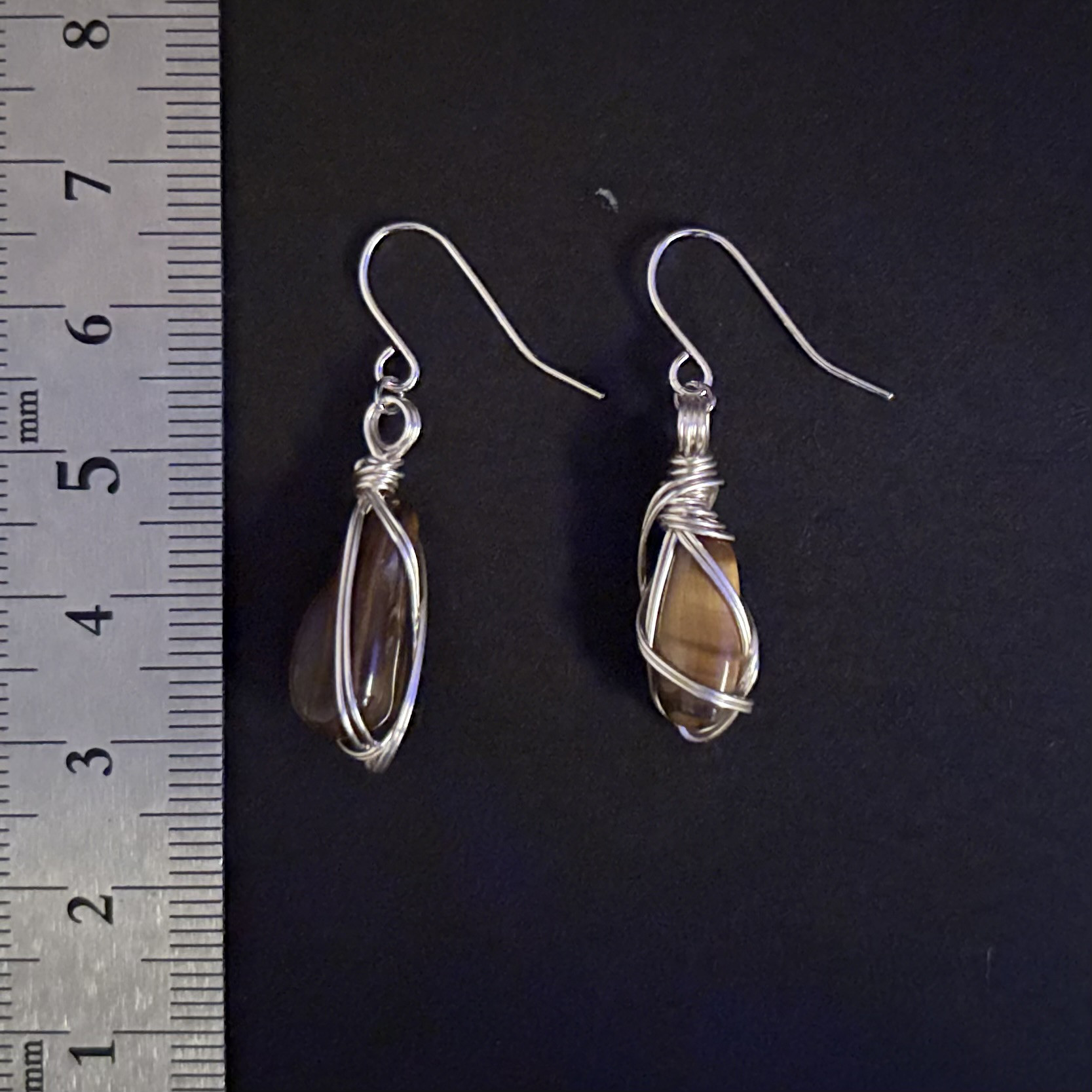 SUS316L鉱物/原石/天然石 タイガーアイ/アシンメトリーピアス/10月の誕生石/レディース/メンズ