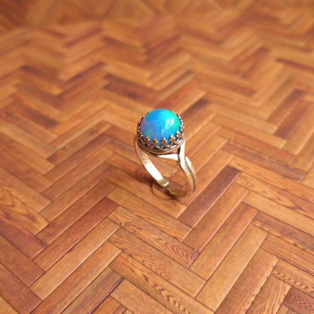 ハイブリッドオパールリング（スカイブルー緑斑）