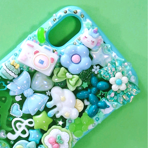 スマホケース】iPhoneXR デコ ホイップ レジン うさぎ ねこ ハート 星