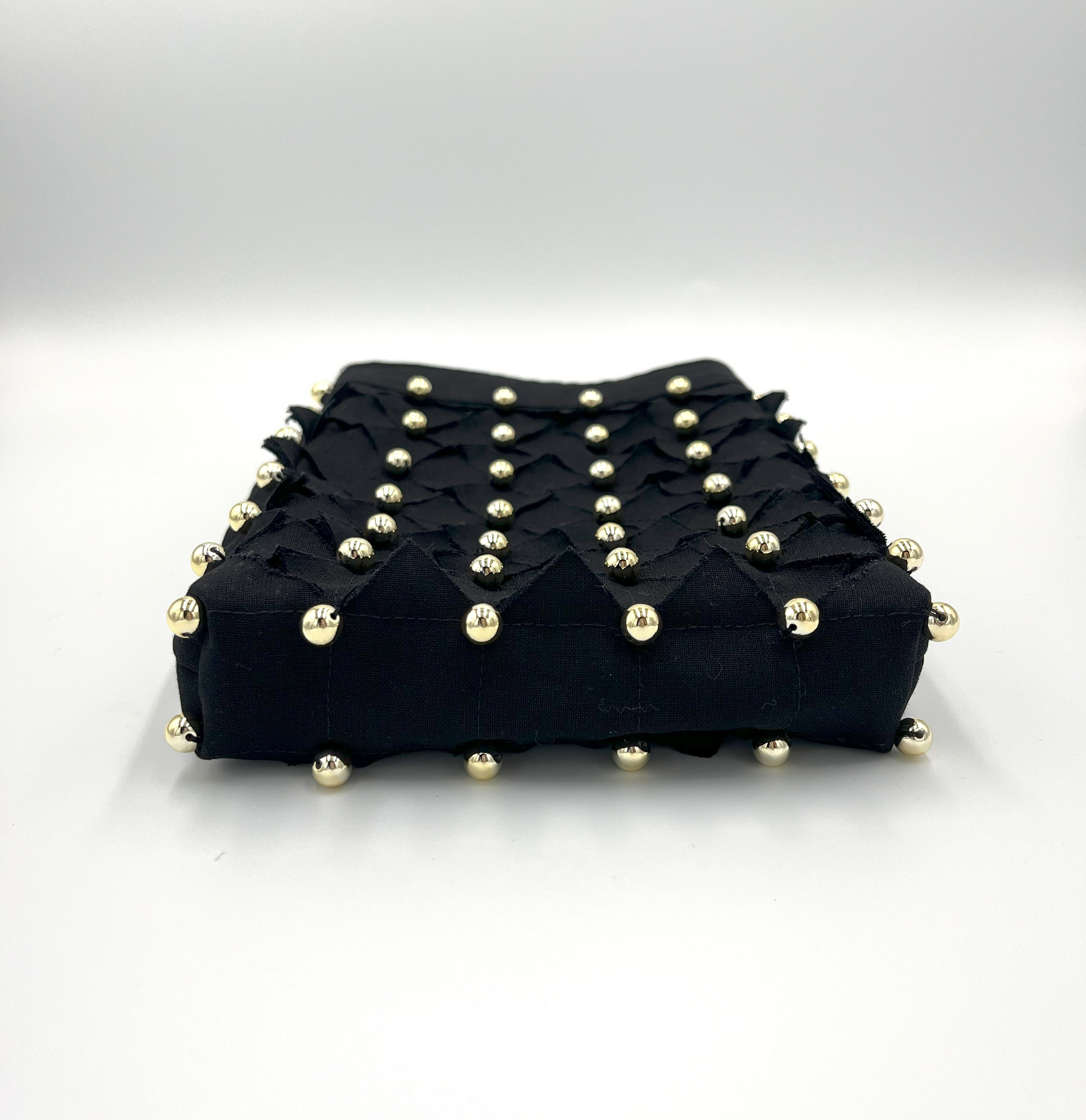 携帯POUCH『Black×Gold』　ショルダーポーチ