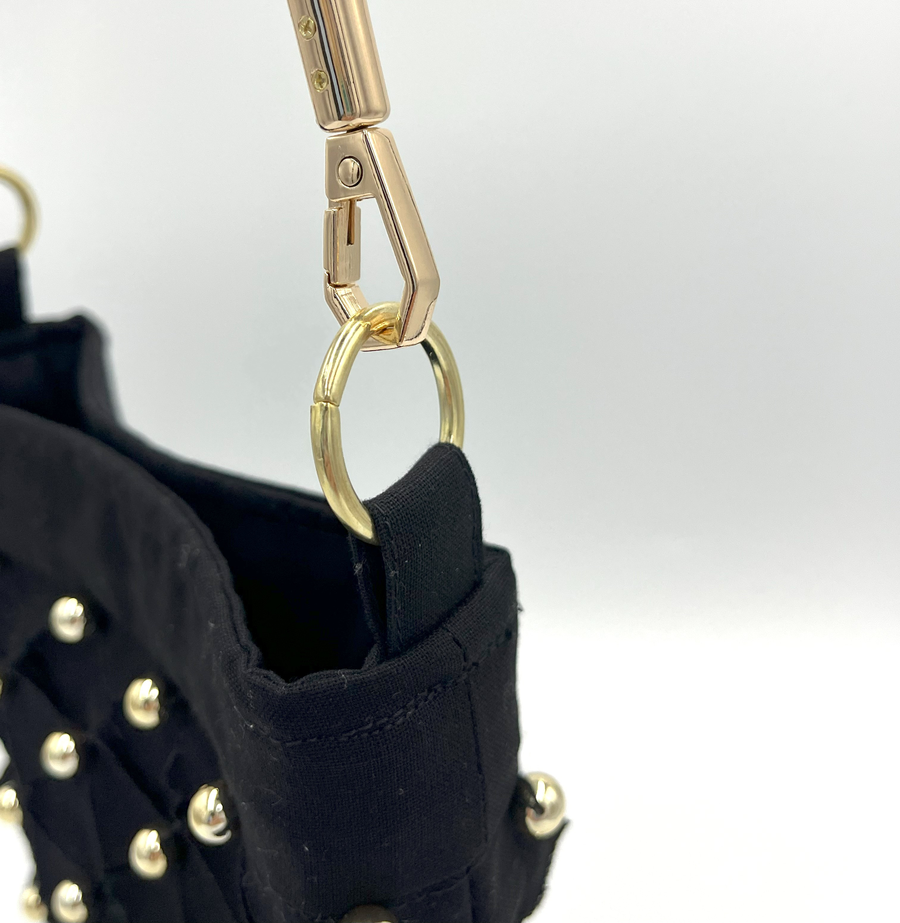 携帯POUCH『Black×Gold』　ショルダーポーチ