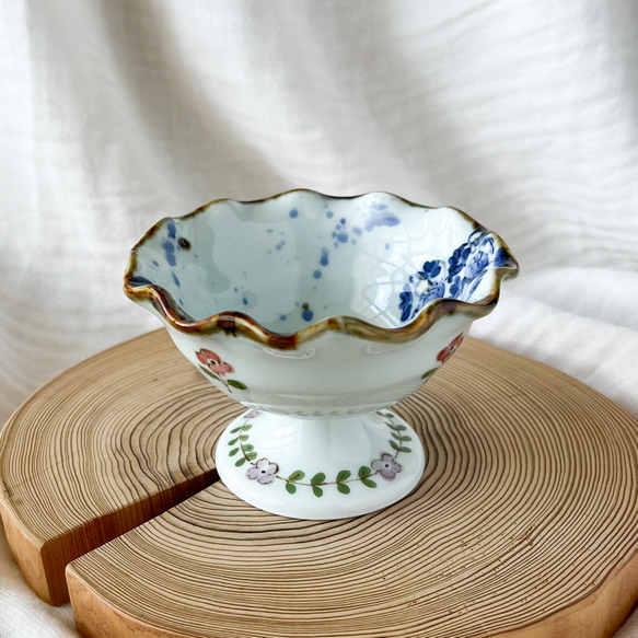 チコロット❤️高台つき小鉢❤️すべて手描き❤️染付け❤️デザートカップ❤️プリン皿❤️フリーボウル❤️bowl❤️ハート 3枚目の画像