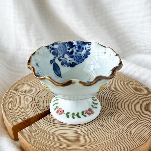チコロット❤️高台つき小鉢❤️すべて手描き❤️染付け❤️デザートカップ❤️プリン皿❤️フリーボウル❤️bowl 2枚目の画像