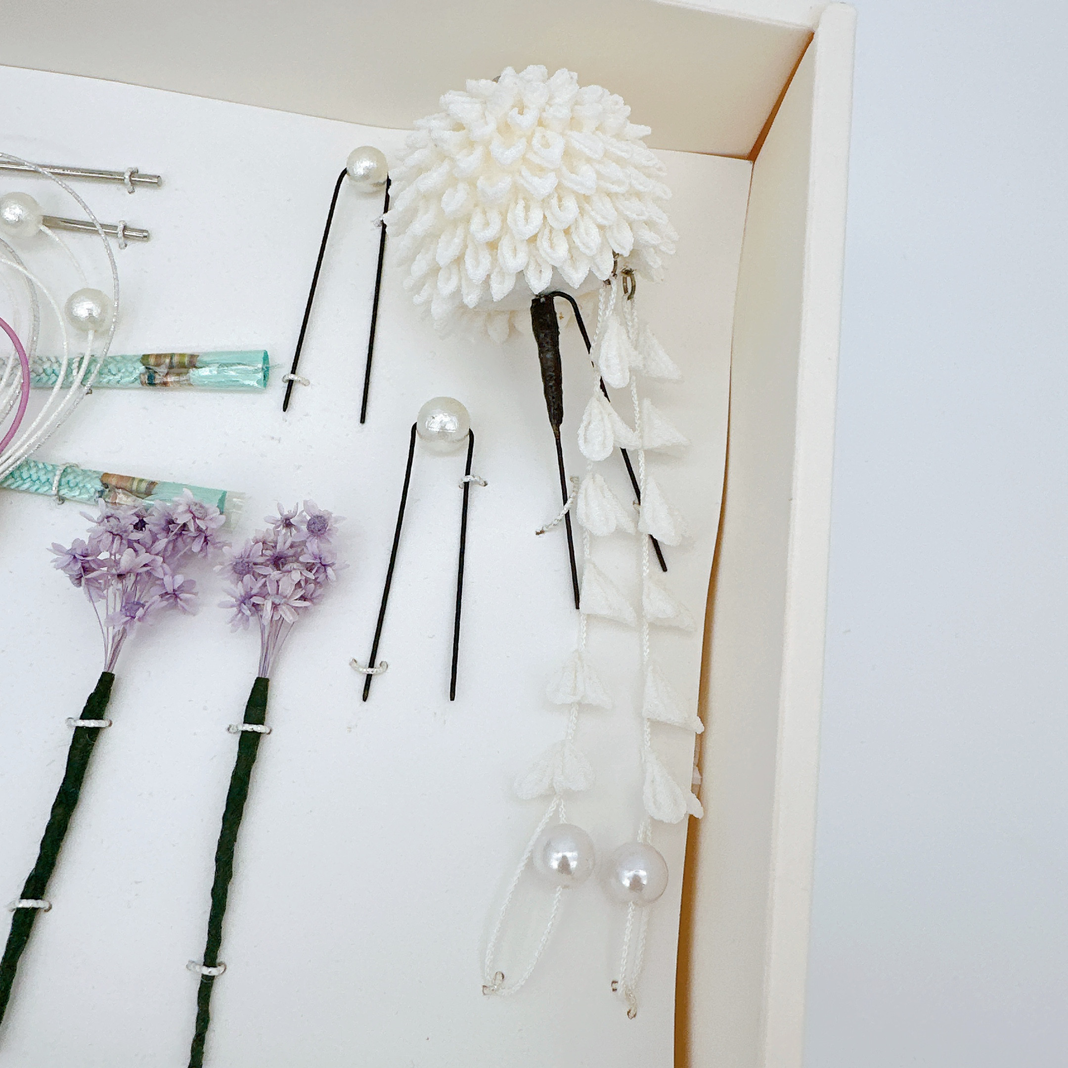 つまみ細工　グラデーションダリアかんざしセット　水色×白