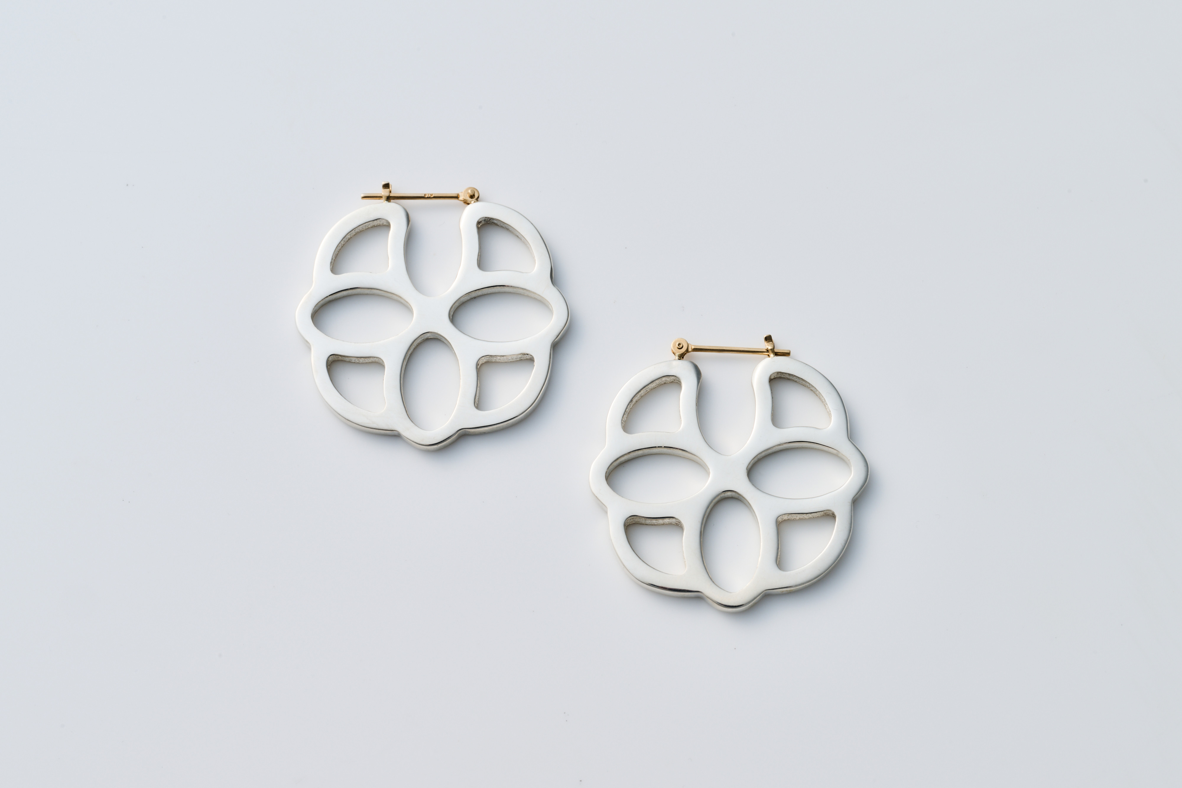 お花のピアス　Flower Earring　【受注生産】