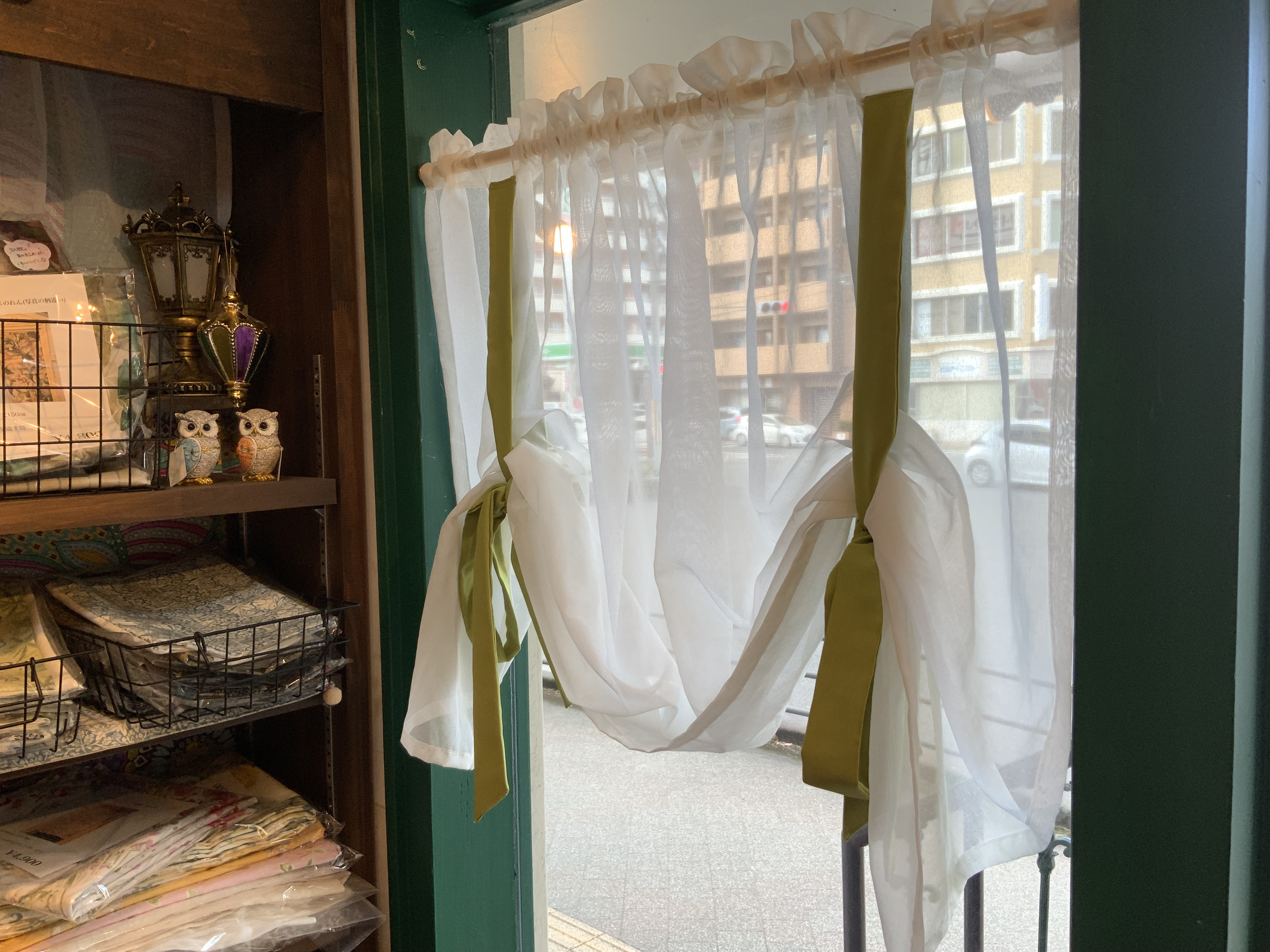 リボン付きカフェカーテン