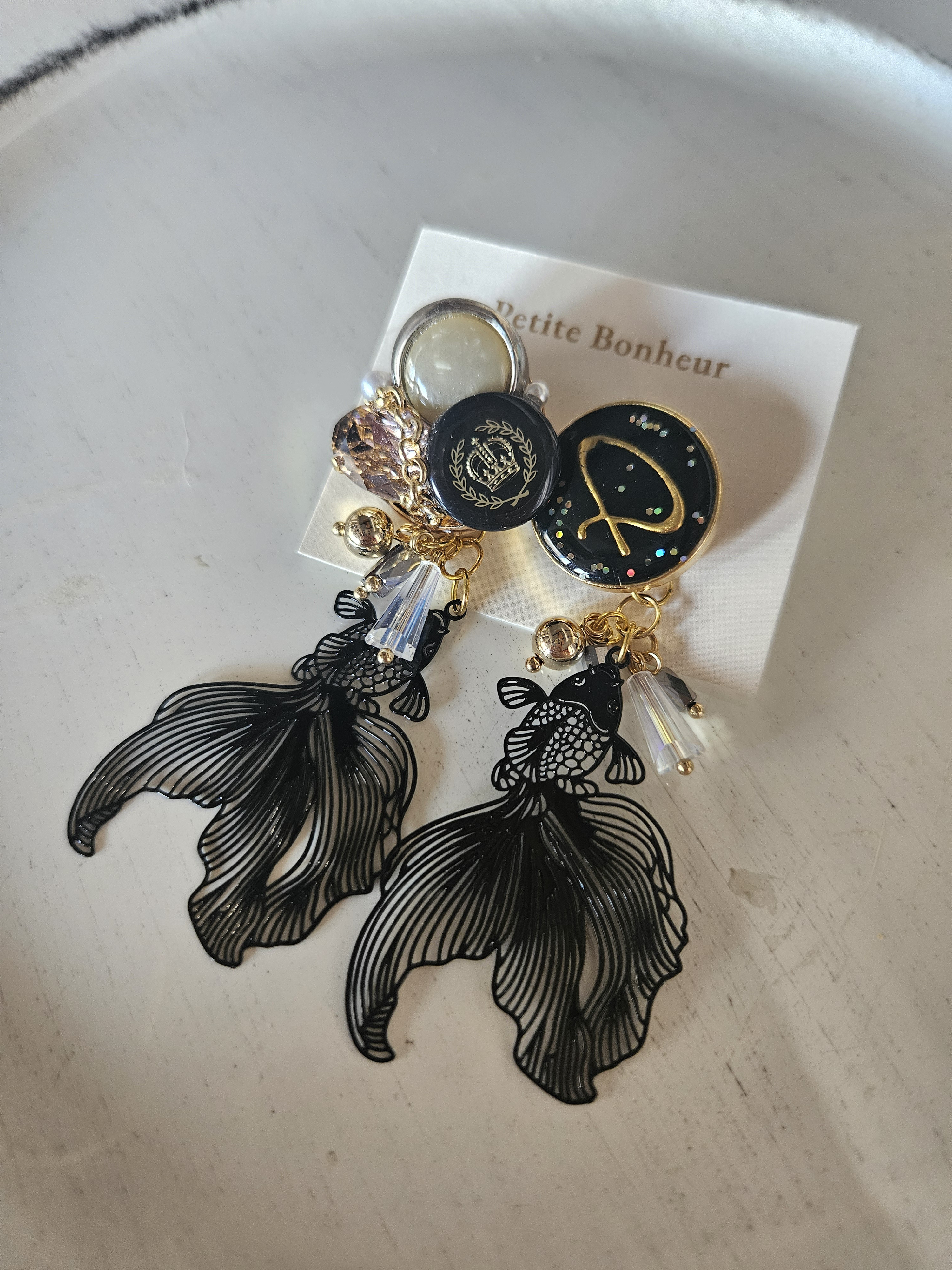 ボタンアクセサリー/金魚/ピアス