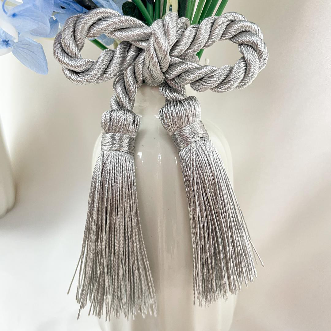 仏花★紫胡蝶蘭とブルー花束2本セット♪上品タッセル付き造花アレンジ★