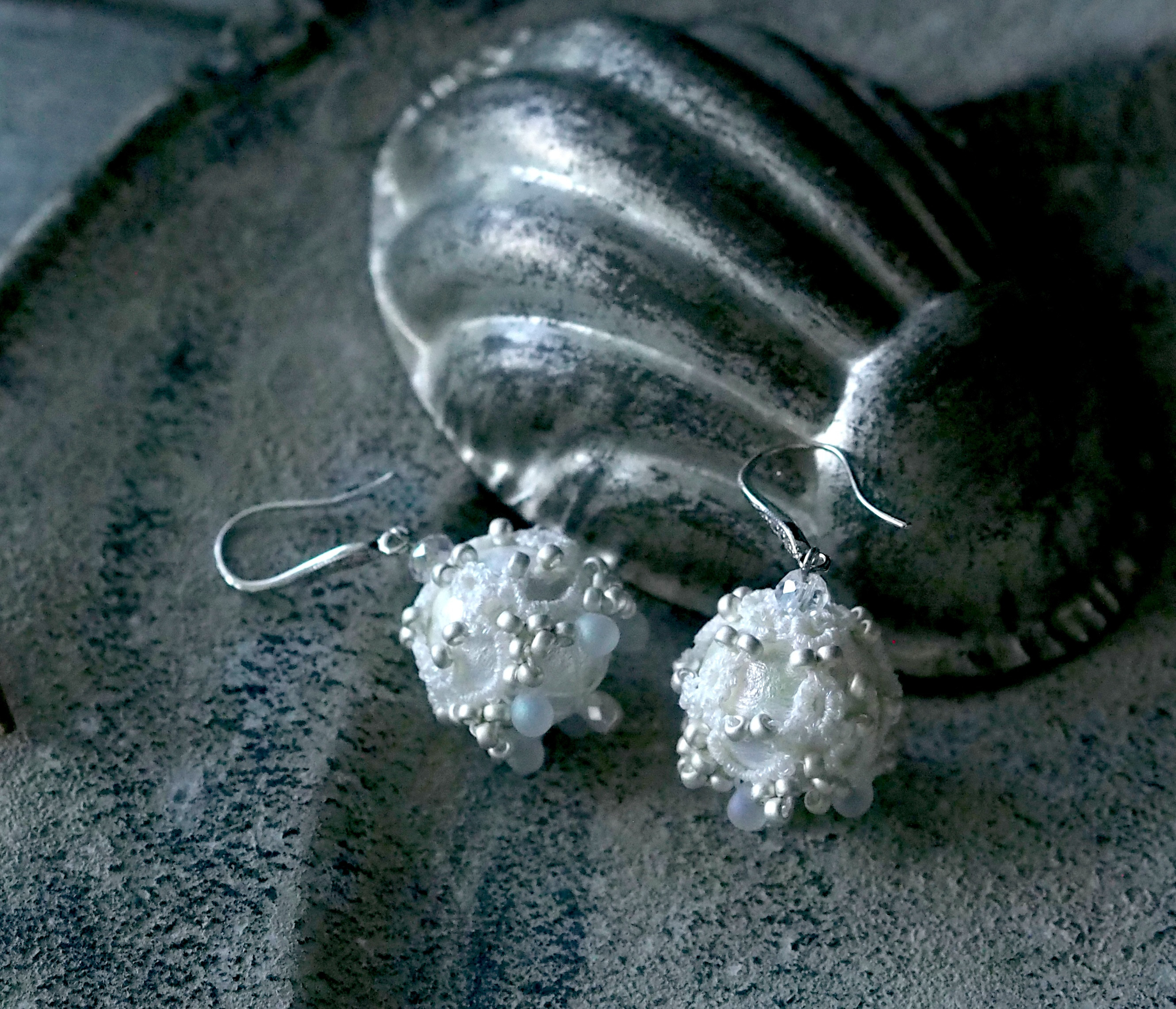 美しき球体 - Crystal White -(ピアス/イヤリング)