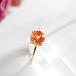 シェリー酒のようなオレンジカラーが美しいインペリアルトパーズの