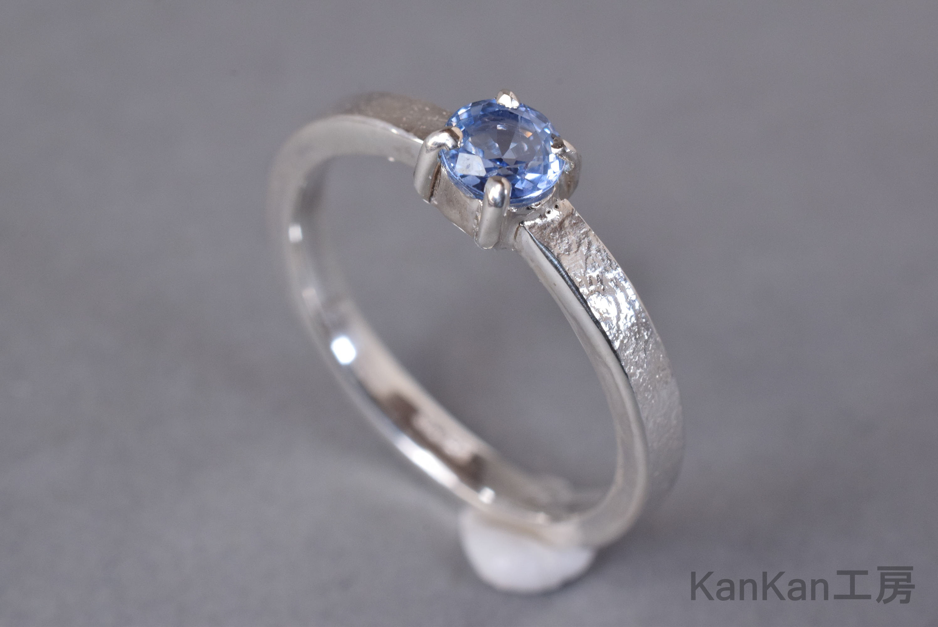 サファイアのリング