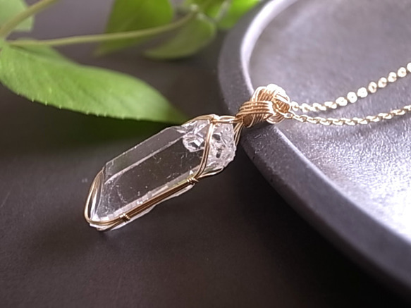 ヒマラヤ水晶 インド・マニハール産 ペンダントトップ ワイヤー