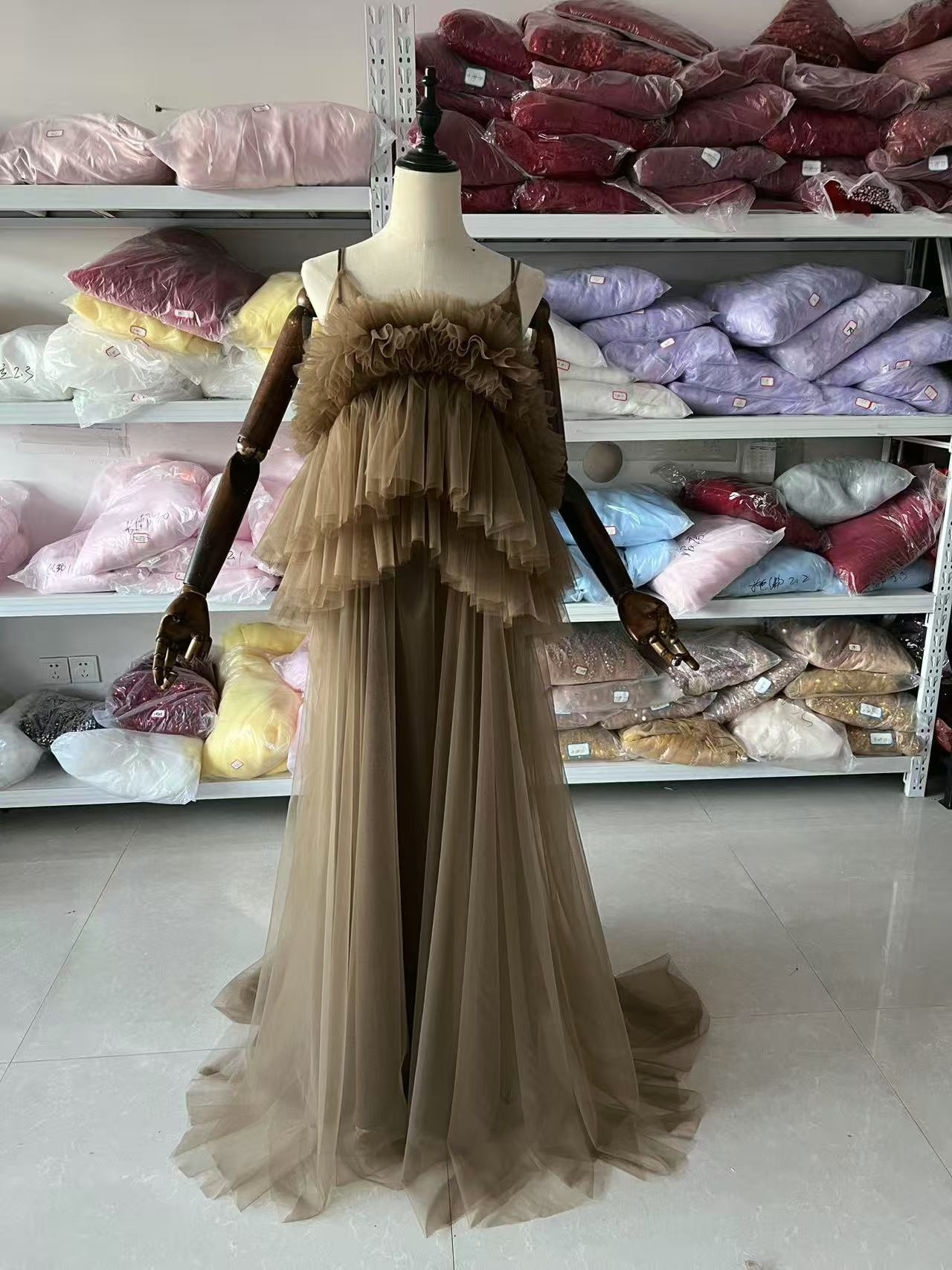 パーティードレス ブラウン キャミソール ソフトチュール 胸元フリル 妊婦 前撮り