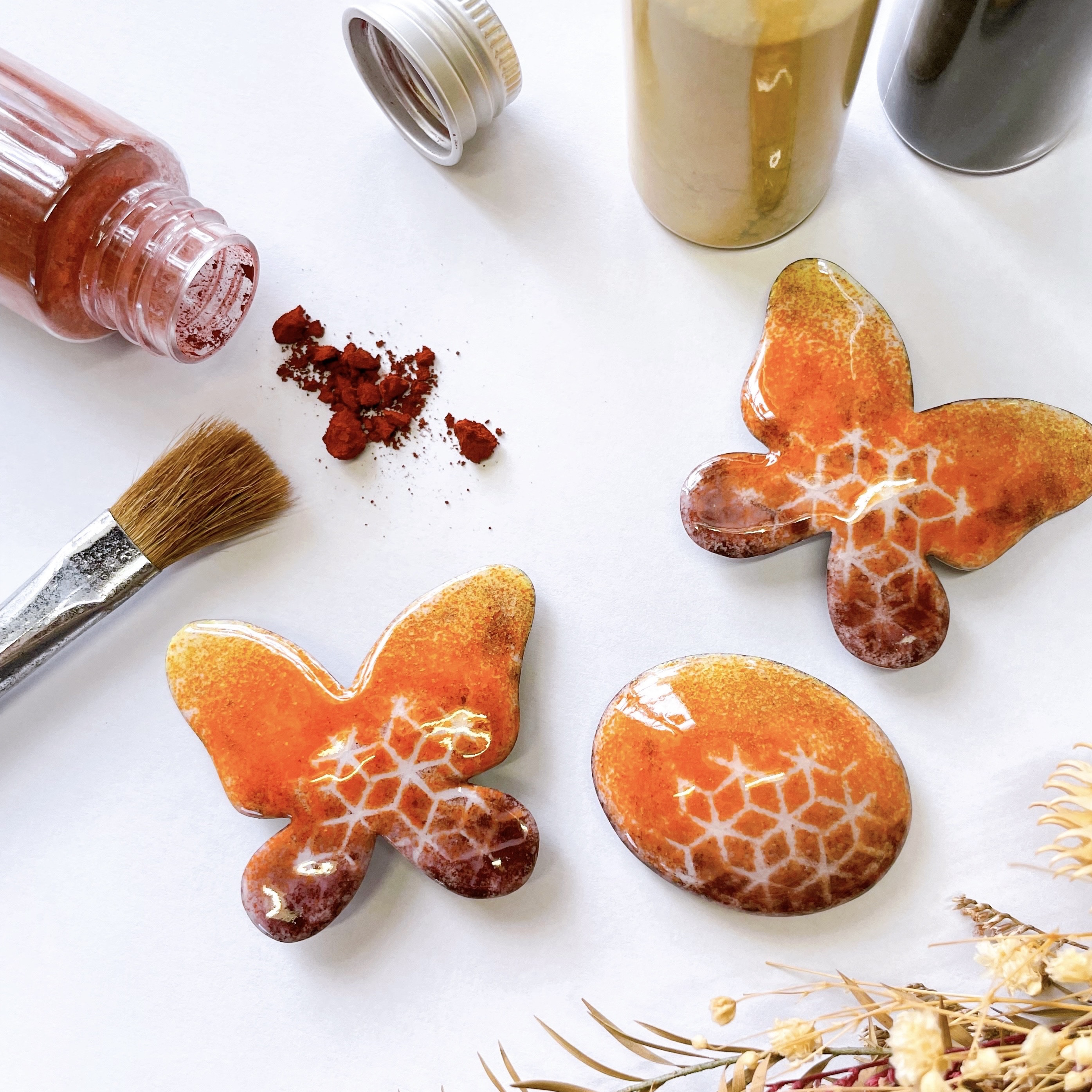 思い出の夕暮れ〜ベンガラの街〜•七宝焼帯留め（ブローチ金具に変更可）