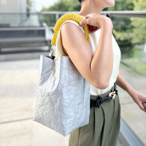 特殊軽量素材]ロープショルダートート シルバー×イエロー ショルダー 