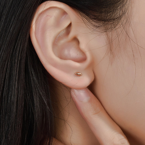 18K（片耳）K18ネジ式ピアス18金つけっぱなしピアス米・三角・丸 地金