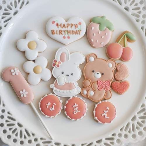 ♡いちごの中でいちごプレゼント♡シーグラスアート おおきなくまさん