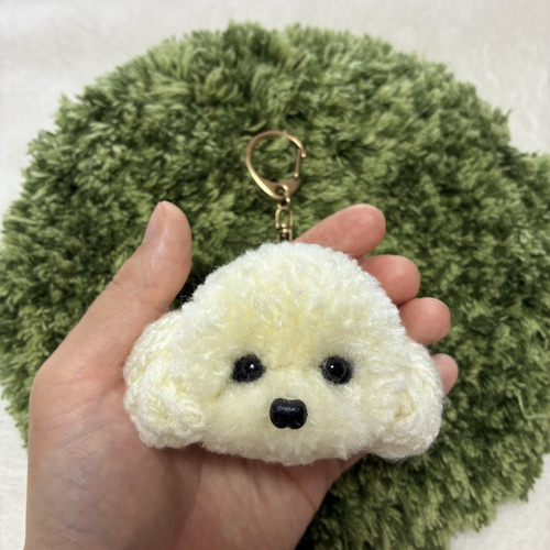 うるうるアフロトイプードル 毛糸キーホルダー＊クリームホワイト