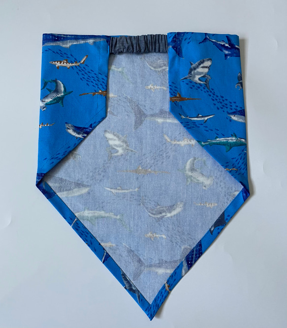 海の生き物サメ柄☆120〜130こどもエプロン、三角巾、巾着3点セット　 8枚目の画像