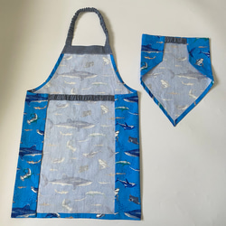 海の生き物サメ柄☆130〜140こどもエプロン、三角巾、巾着3点セット　 3枚目の画像